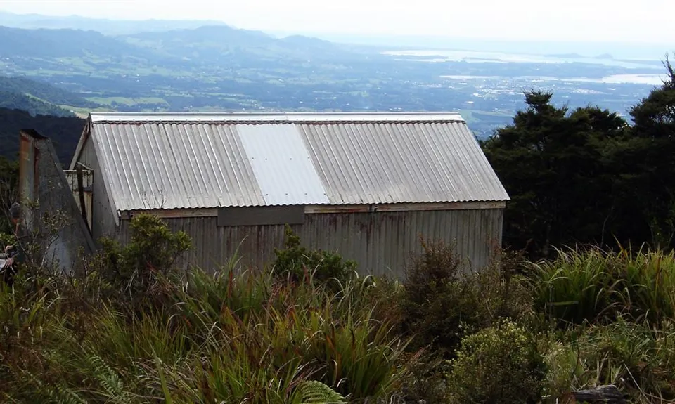 Kauritatahi Hut