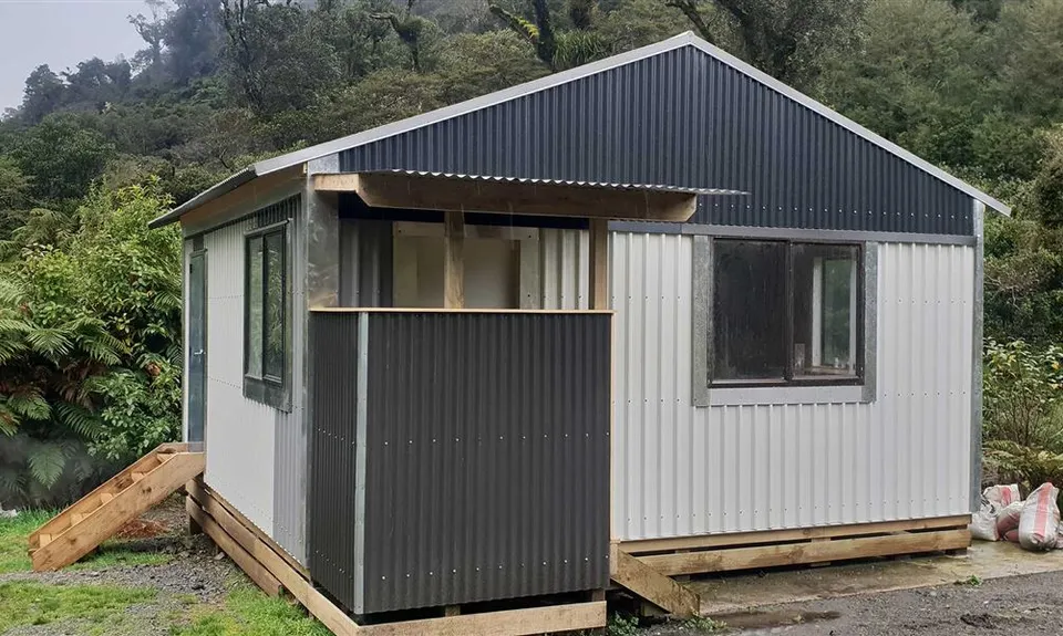 Waiotauru Hut