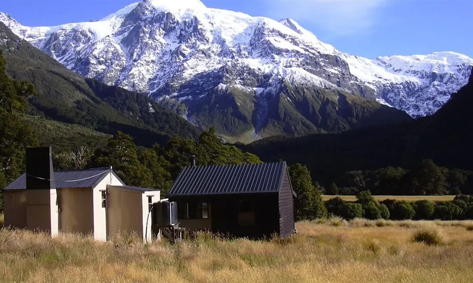 Top Forks Hut