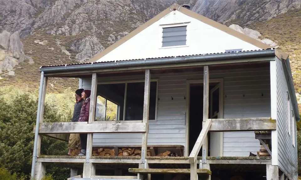 Pinnacles Hut
