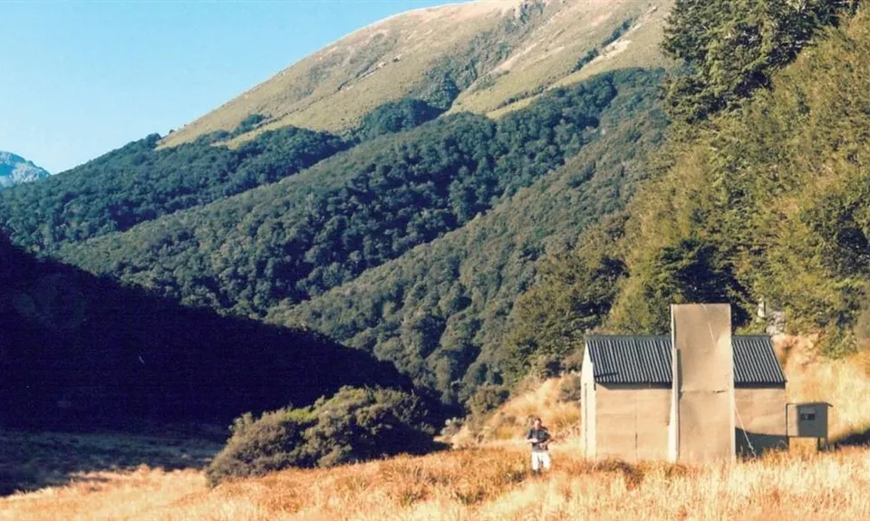 Cromel Branch Hut