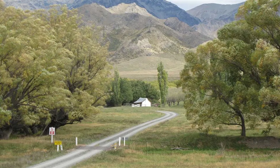 Molesworth Cob Cottage Campsite