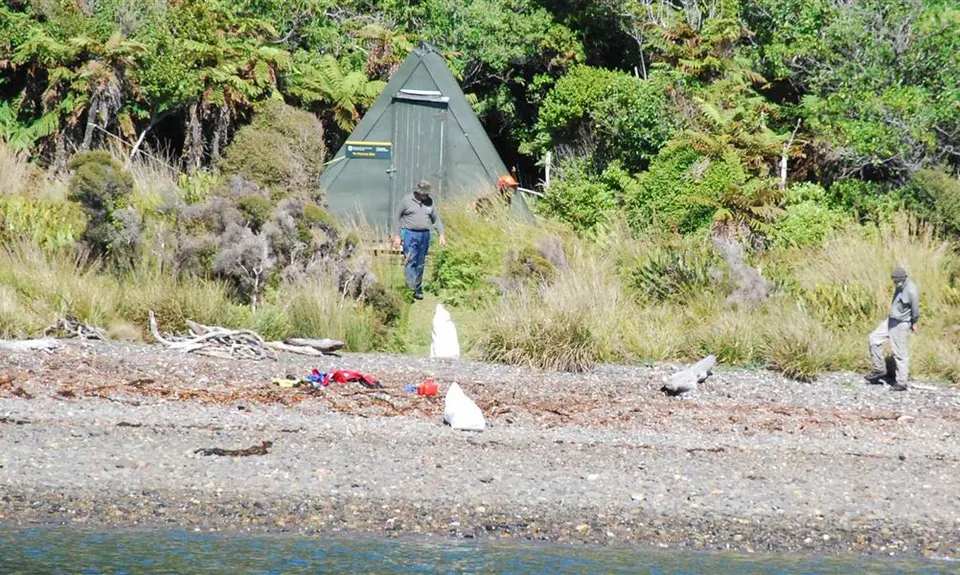 Te Oneroa A-Frame Hut