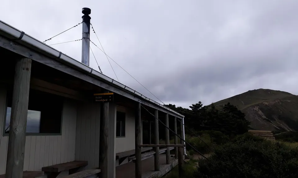 Sunrise Hut, Hawkes Bay