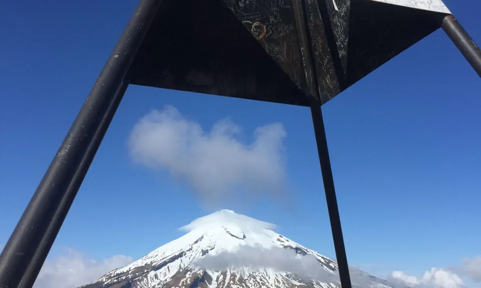 Pouakai Summit, Taranaki