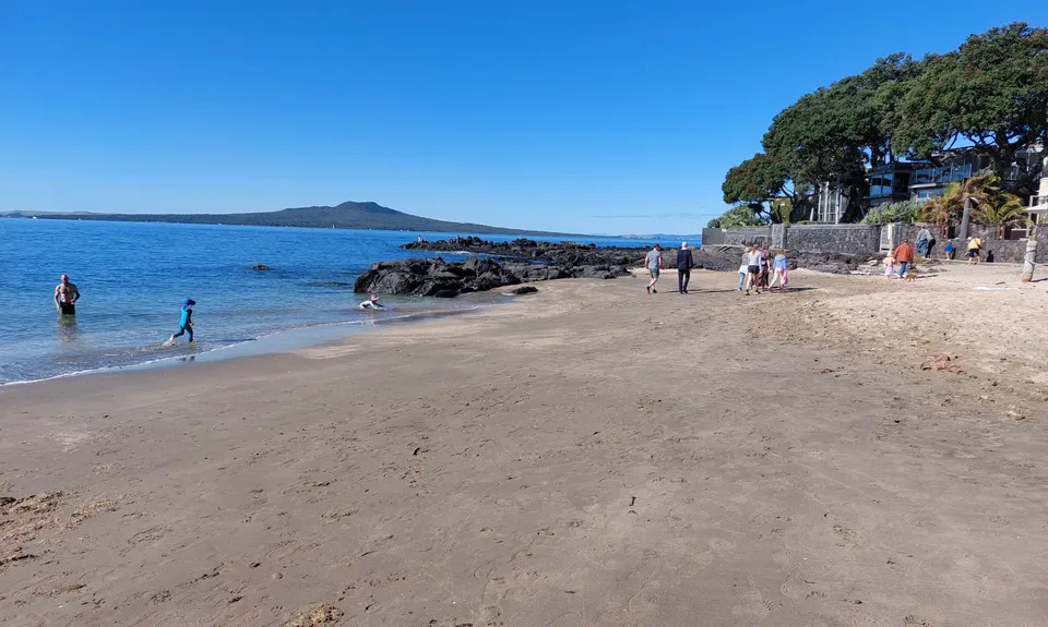 Takapuna Rocks, Auckland