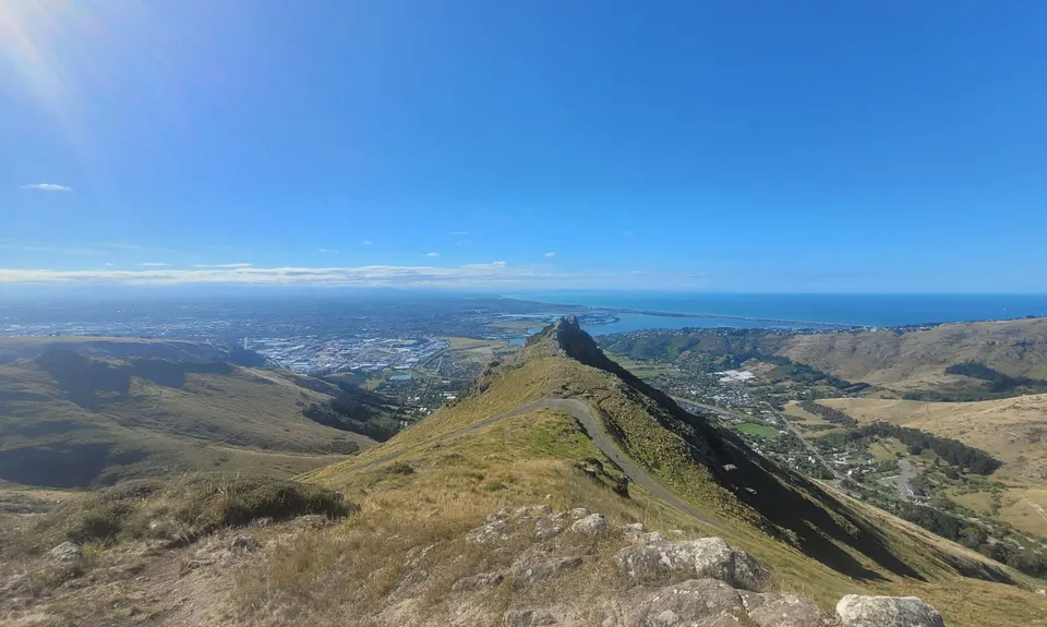 Te Moenga-o-Wheke / The Tors