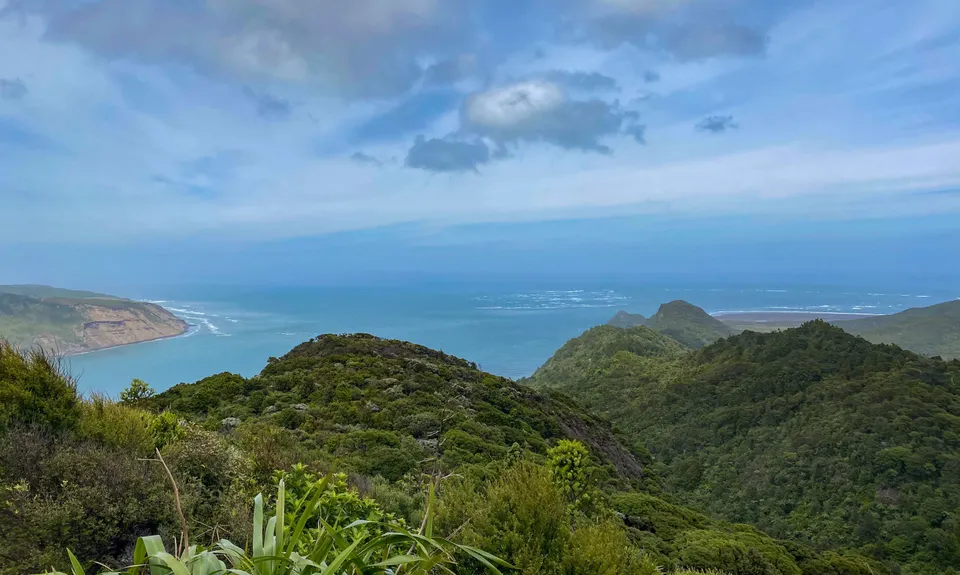 Te Rau-o-te-Huia Summit, Auckland