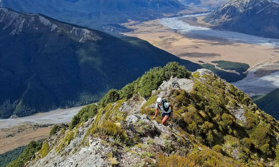 The Pyramid to Sudden Valley via the 5 star scree, Canterbury