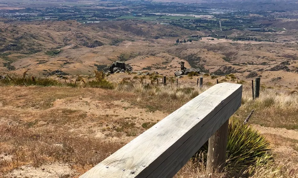 Old Man Obelisk, Otago